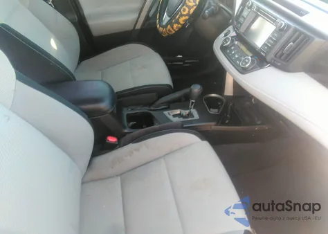 2017 Toyota Rav4 Xle z USA, uszkodzony, nr VIN 2T3WFREVXHW382711